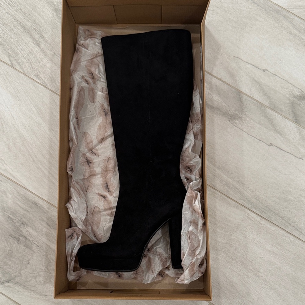 Jessica Simpson Black Heeled Boots